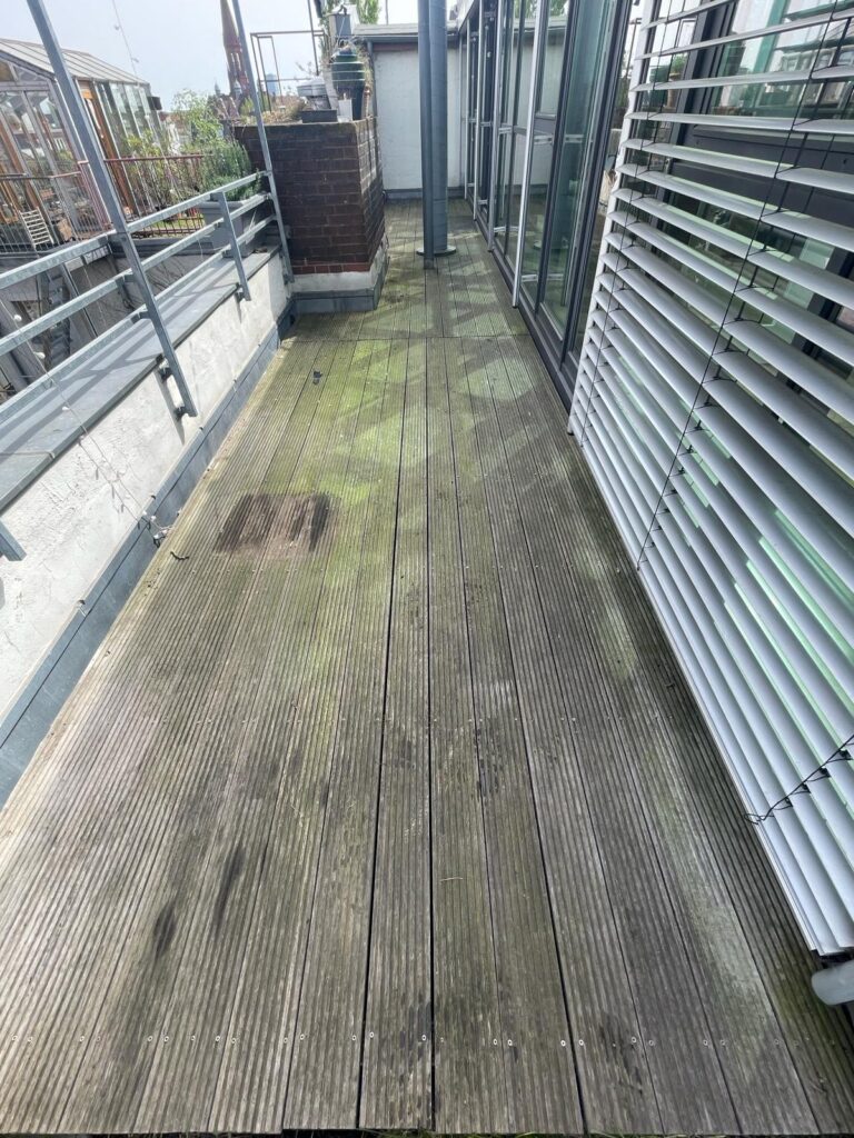 Balkonreinigung Holz Berlin