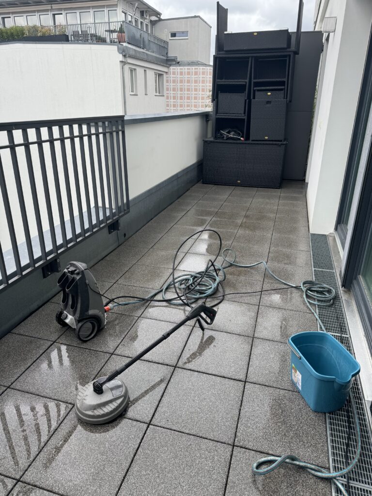 Balkonreinigung in Berlin